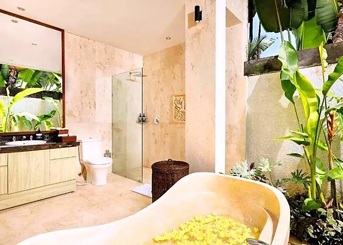 Cambodia 5 Bedroom Calm Private Pool Ir42 Petitenget (Seminyak)